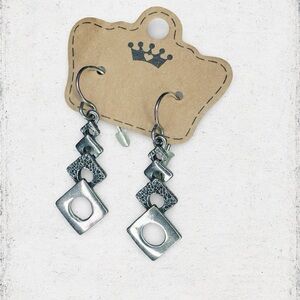 5132u. Silvertone Geometric Dangle Earrings